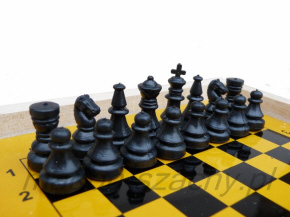 marmorista veistetyt shakkinappulat, magneetti, turnausvalmistaja Puola